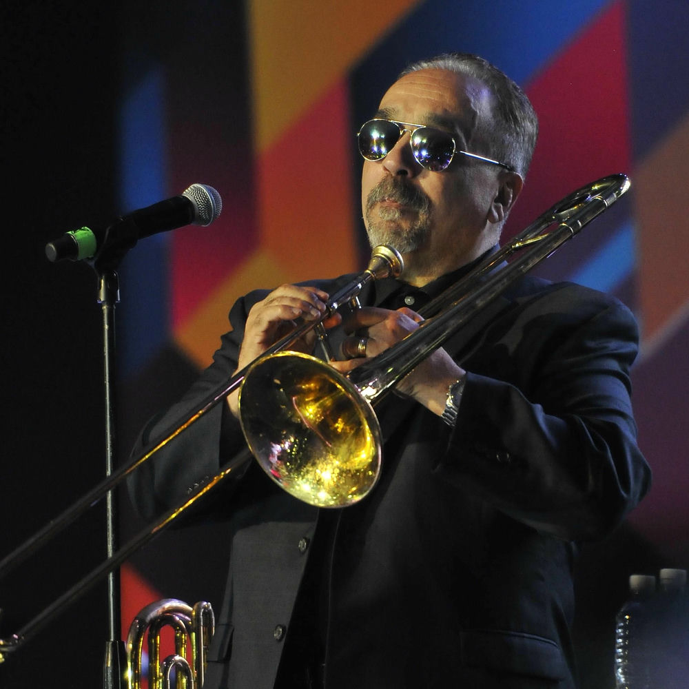 WILLIE COLON