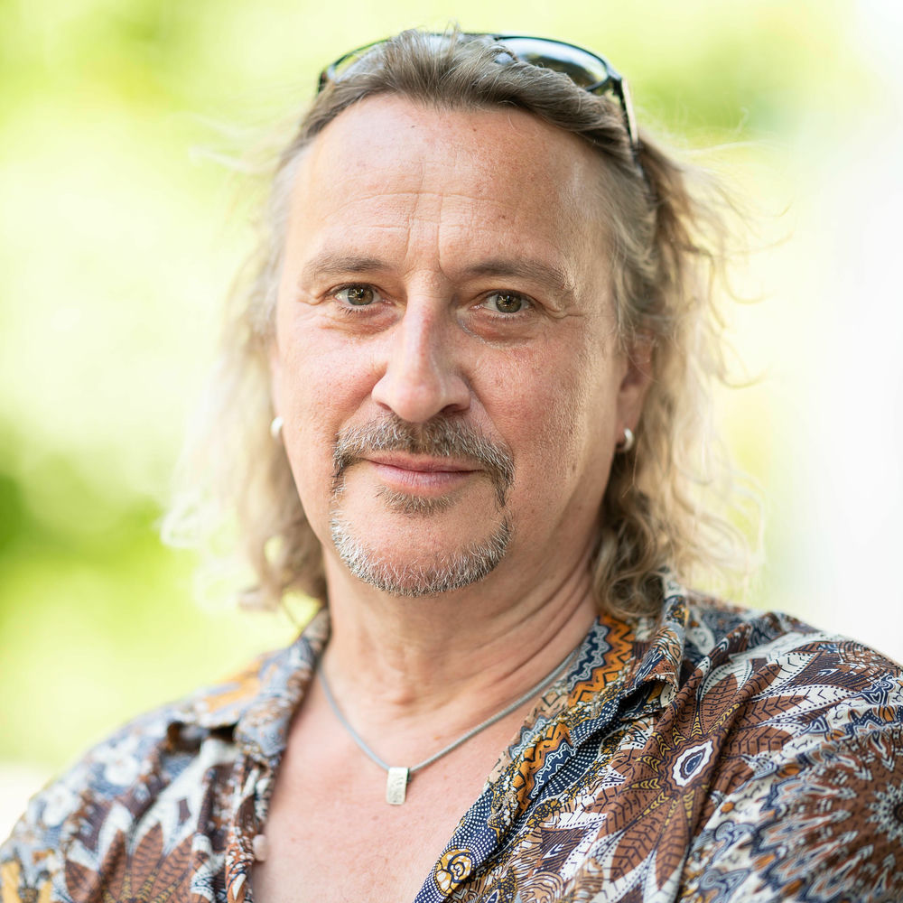 Dieter Thomas Kuhn And Band