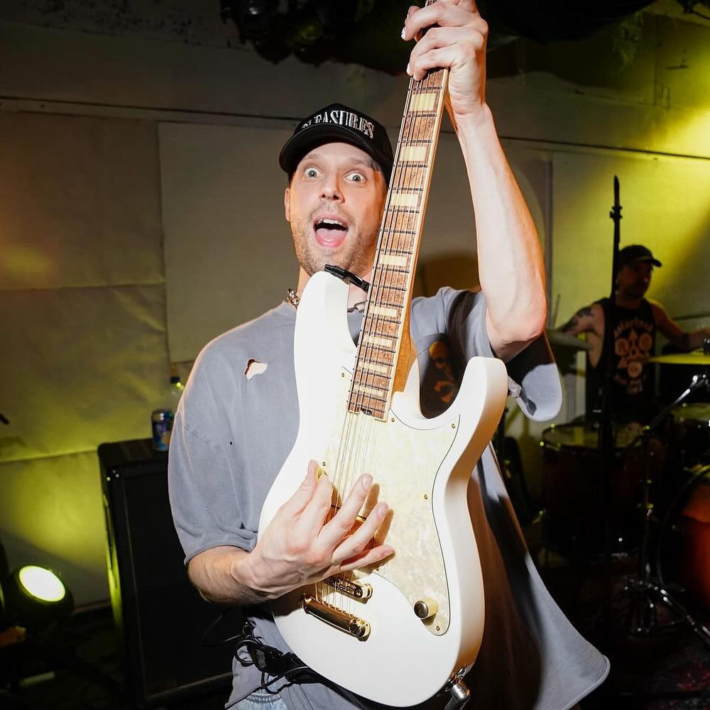 Chunk! No, Captain Chunk!