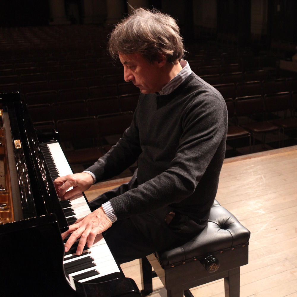 Jean‐Efflam Bavouzet