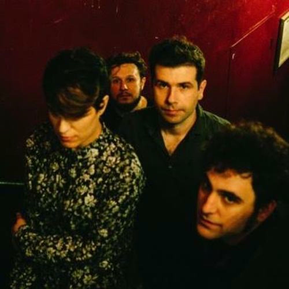 Triángulo de Amor Bizarro