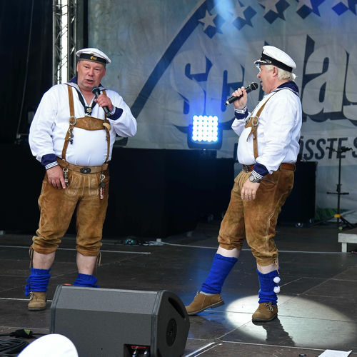 Matrosen in Lederhosen