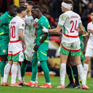 إلى أين يتجه الصراع الكروي بين المغرب والسنغال؟