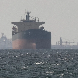 Shipping companies still reluctant to pass through Strait of Hormuz.