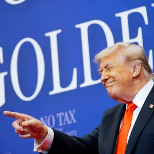 Trump announces 25% tariffs on cars from the EU