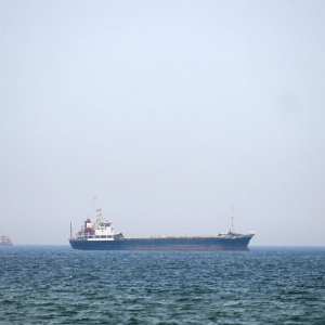 US and Iran trade fire for first time in a month