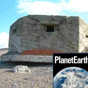 WWII bunkers, thugs and aliens, and calving glaciers - Planet Earth Podcast - 11.07.07