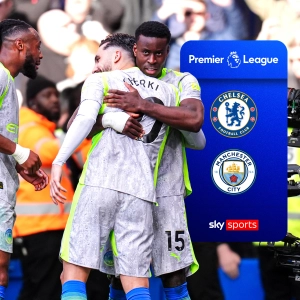 Man City stroll past Chelsea to close gap on leaders Arsenal