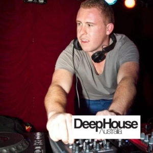 Aaron Robins Guest Mix (052) - DHA Podcast November 2012