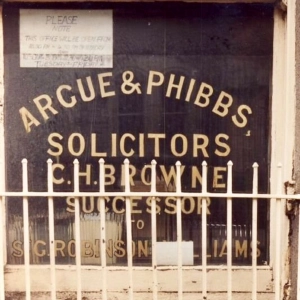 Episode 75: Celtic Roots Craic 75 – Argue and Phibbs, Sligo and 'Vincie, The Bush'