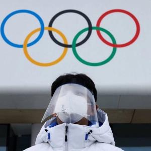 115: Beijing 2022: A second pandemic Olympics w/ Dan Orlowitz & Madeleine Orr