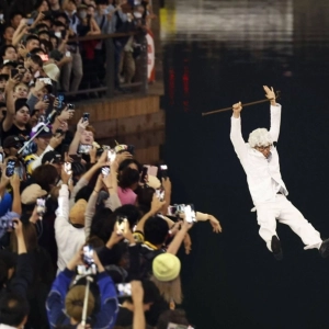 178: Japan’s ‘four-eyed tax hiker’ and the curse of Colonel Sanders