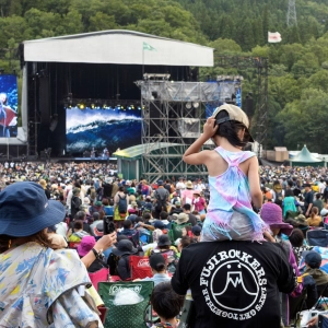 194: Japan’s summer music festivals are feeling the heat in more ways than one