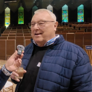 The loudest room in South African finance: JSE floor traders reunite 30 years after the screen took over