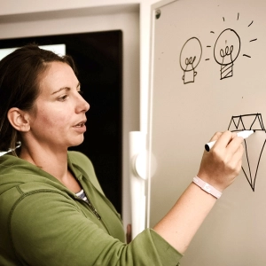 Sketching and Visual Thinking with Eva-Lotta Lamm