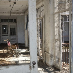 1925 - I Almost Checked Myself In To The Psych Ward, Anti-MLM, Hoarders