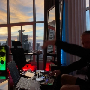 DJ Pliez - Sunset 5 – House Hop Bangers (Hip Hop vs Tech House)