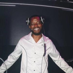 2025 AfroSUSHI Vol 2 (Afrobeats, Afro-RnB, Afro-Pop & More)