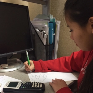 Bilingual Students Band Together to Help School Stay Virtually Connected