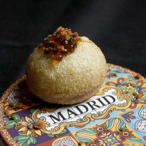 Willard Bravo narra cómo conquistó Madrid con "Domingo"