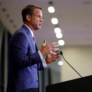 Hour 3: Lane Kiffin under fire and Saints position battles