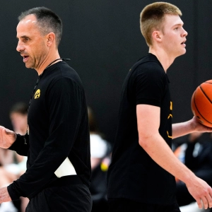 Instantly reacting to Ben McCollum's new look Hawkeyes following win over Robert Morris