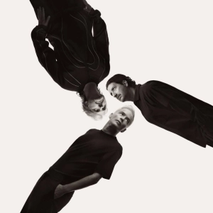 180 grados - The Avalanches, Love Of Lesbian y Frank Gálvez - 11/08/26