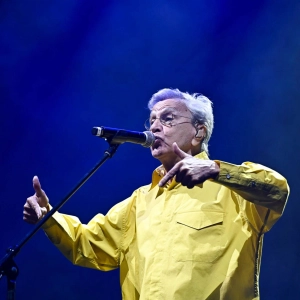 Cuando los elefantes sueñan con la música - ¡Felices 84, Caetano! - 07/08/26