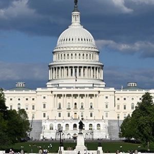 США взялись за старое: санкции и помощь ВСУ