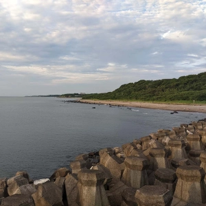 Traveling to the oceanside in Taipei