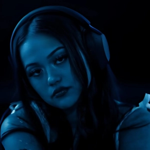 R&B/Hip-Hop artist Chlo