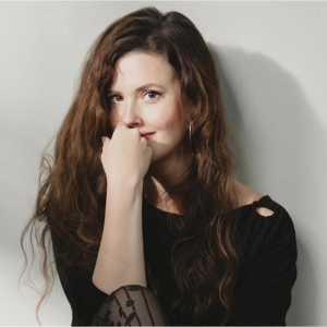 "There's the bitter, there's the sweet" - the emotionally charged music of Halie Loren