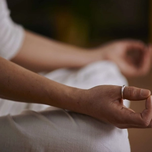 Silent Meditation: What Is It And How Do You Practice?
