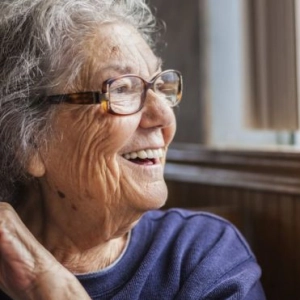 🎤 PODCAST: Elder Care Issues - My mom is getting too psychologically dependent on me.