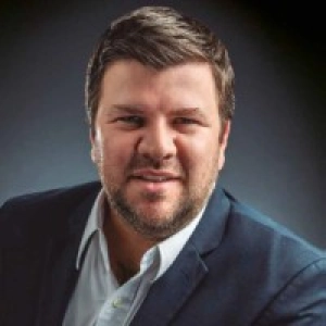 Why Authenticity Matters - Olek Loewenstein of TelevisaUnivision
