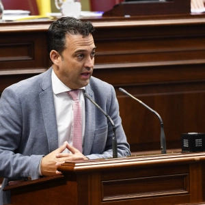 Parlamento con Juan Manuel García Casañas, diputado del Partido Popular