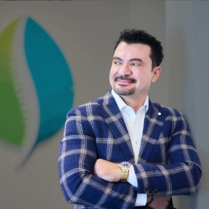 The Trifecta Cure for Chronic Pain: Regenerative Medicine, Stem Cells, And Healing Peptides 🎙️ with Dr. Hany Demian of the BioSpine Institute