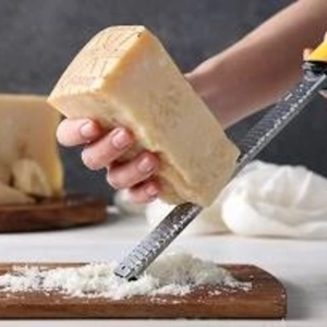 Espárragos gratinados con jamón y queso Grana Padano