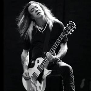 In Memoriam: Jeff LaBar, guitarrista de Cinderella