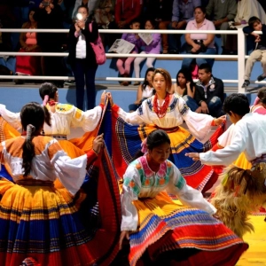 Documental La incidencia de la danza folklórica en el Azuay - Ecuador