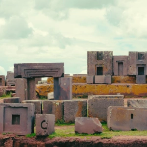 Alienígenas ancestrales: El misterio de Puma Punku