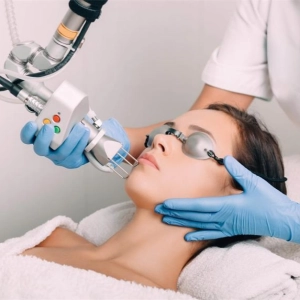 REJUVENECE TU PIEL SIN INYECCIONES, con Dra. Helga Rivera