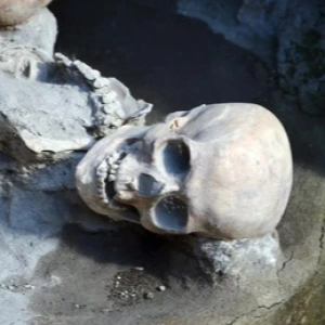 Ley y Caos Extra #1- Personajes de reenganche (feat. Dani Verdú) - Episodio exclusivo para mecenas