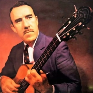 Voces y guitarras en el tango