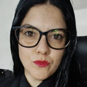 Lic. Luciana Canziani Perito Forense La Burbuja