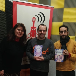 Entrevistem l'escriptor Josep Rodríguez i Ferrer, autor de 'Mentre durin les espelmes' i la seva trilogia