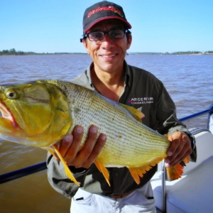 Horacio Pascuariello (Periodista Responsable de la Sección de Pesca Deportiva del "Diario Crónica")