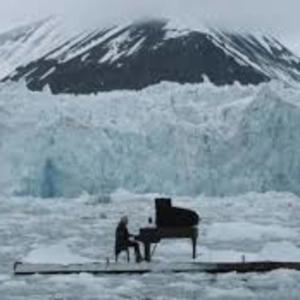9- Ludovico Einaudi en concierto