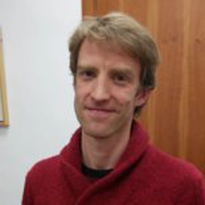 Antoine Kouchner: "Los neutrinos nos permiten estudiar la interacción fuerte en el universo"