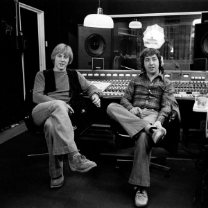 Flash and the Pan : Vanda et Young, deux géants modestes derrière de nombreux tubes planétaires !